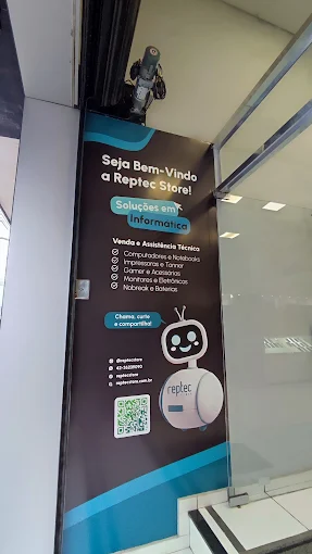 Entrada da assistência técnica de celulares e computadores Reptec Store em Guarapuava